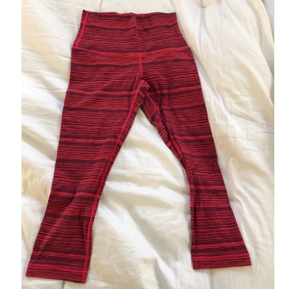Lululemon crops - Picture 4 of 6